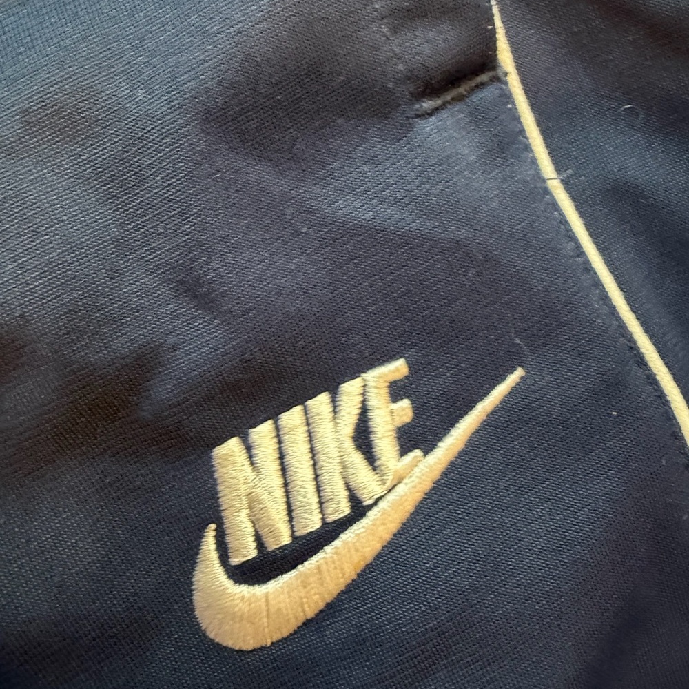Nike‎ Women's Navy Joggers with White Stripes - Picture 6 of 6